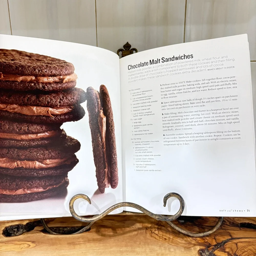 Martha Stewarts Cookies 175 Recipes Cookbook First Edition 2008 Paperback